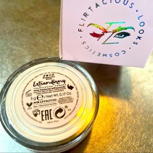 Beauty Blender and Translucent Powder